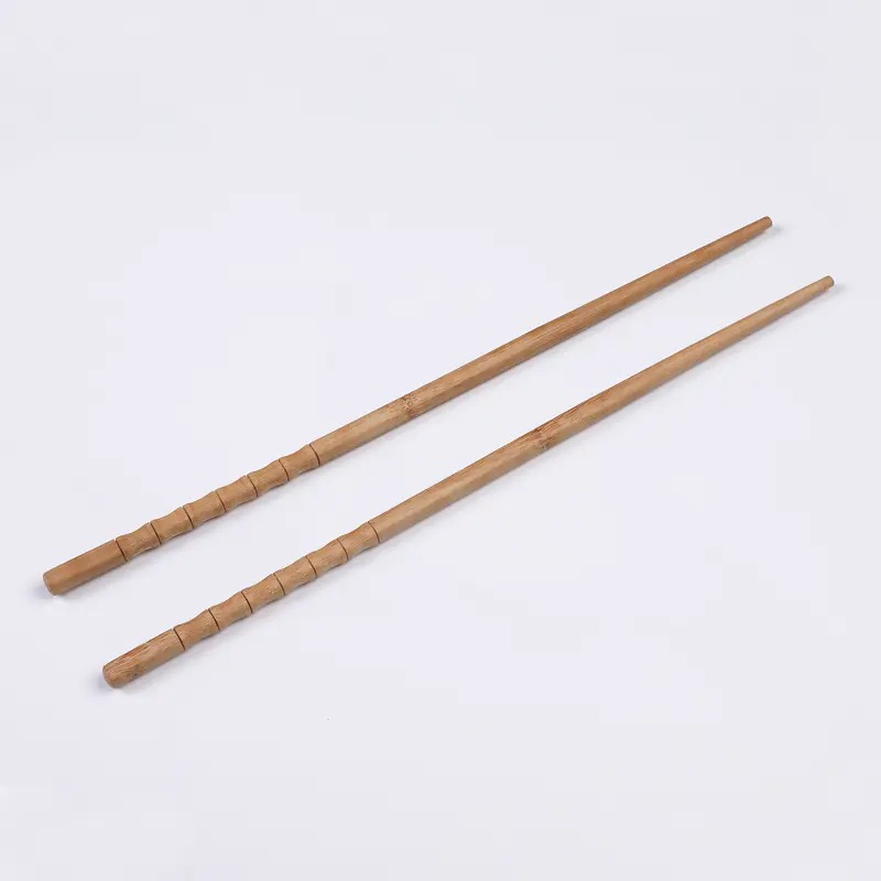 Chopsticks Teaghlaigh: An bhfuil a fhios agat conas meáchan na gcopsticks a roghnú de réir riachtanais an teaghlaigh?